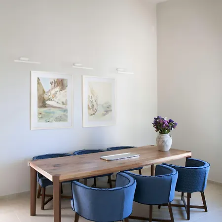 Aethrion Boutique Homes *