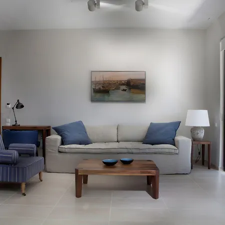 Апартаменты Aethrion Boutique Homes *