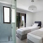 Aethrion Boutique Homes 公寓 加藤-达拉特索