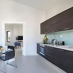 Apartment Aethrion Boutique Homes *