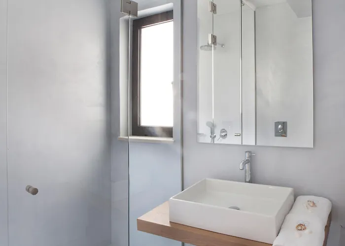 Aethrion Boutique Homes Apartment *